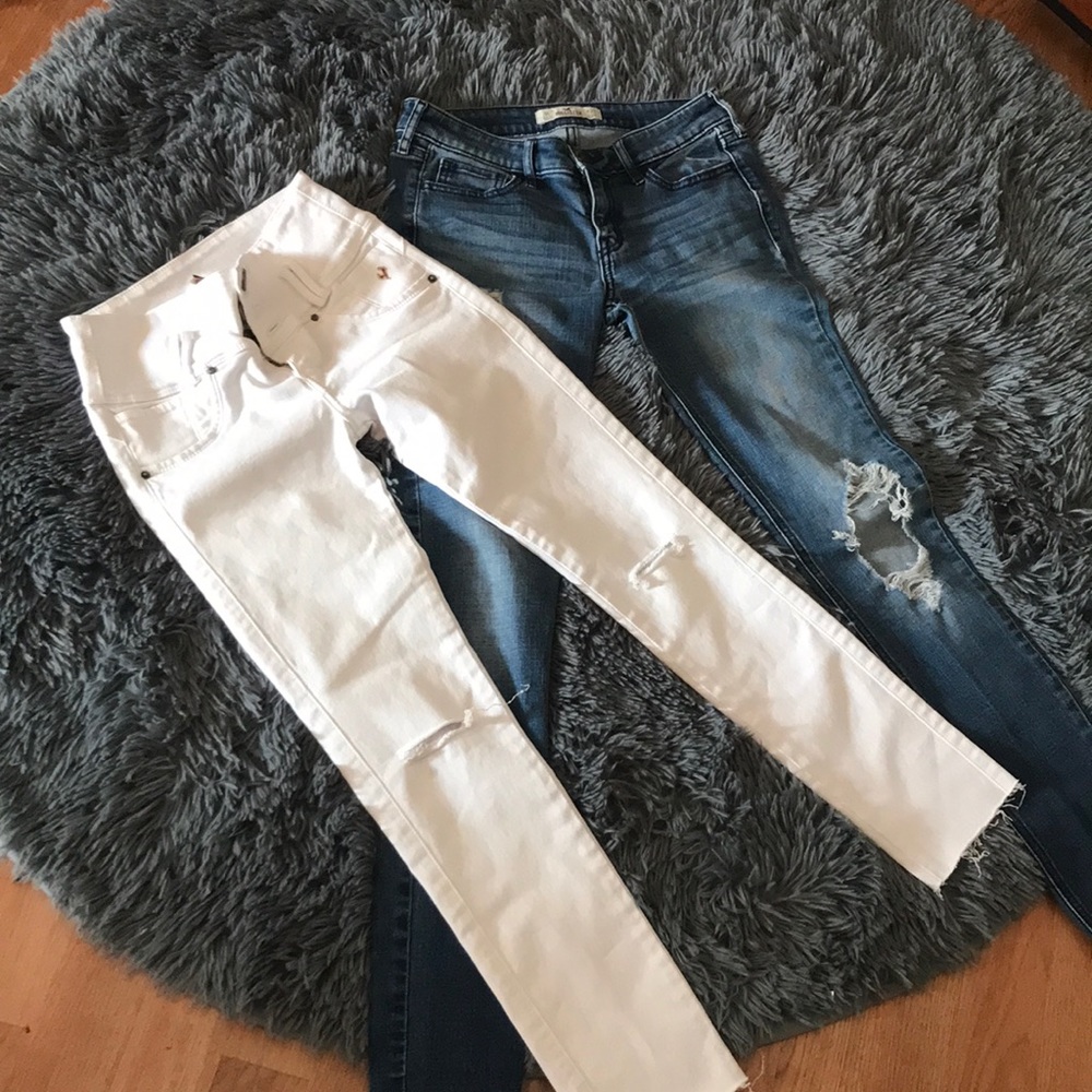 Tow jeans size 25 Hollister  and other 0 Colombian